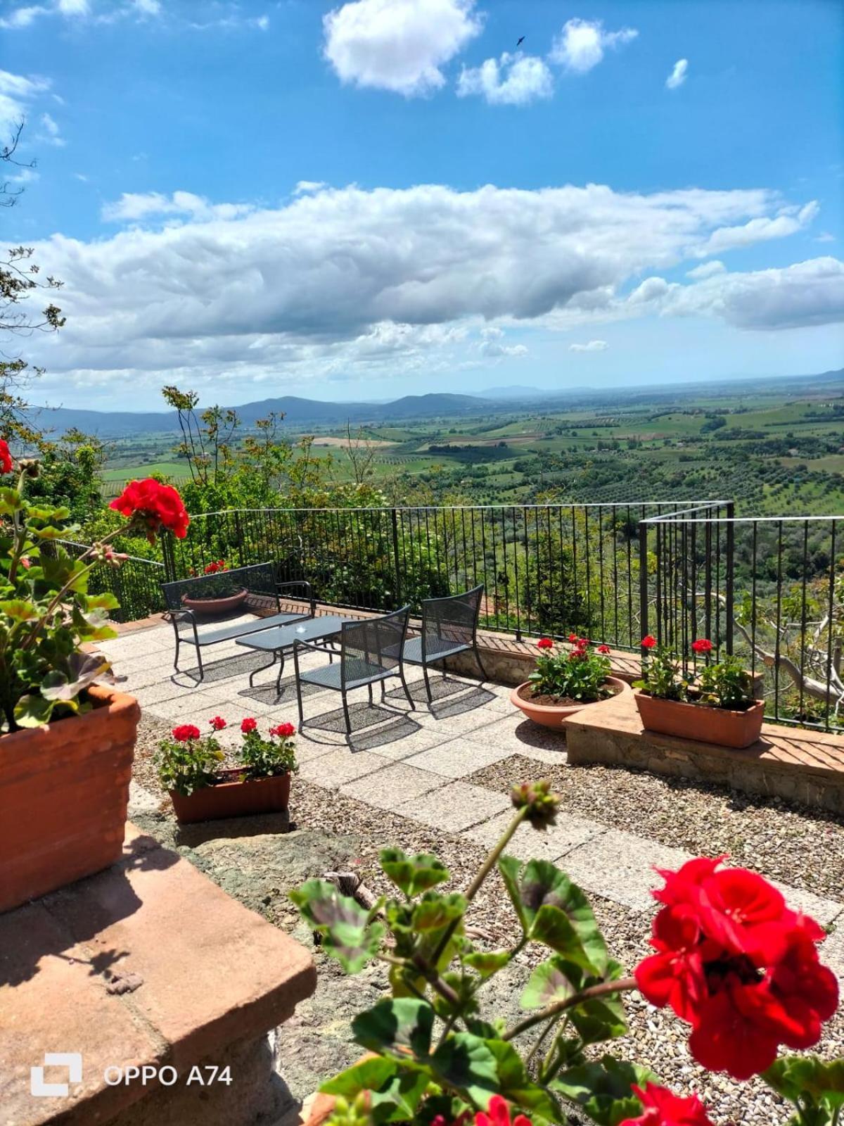 Tenuta Di Montemassi Fattoria Extérieur photo
